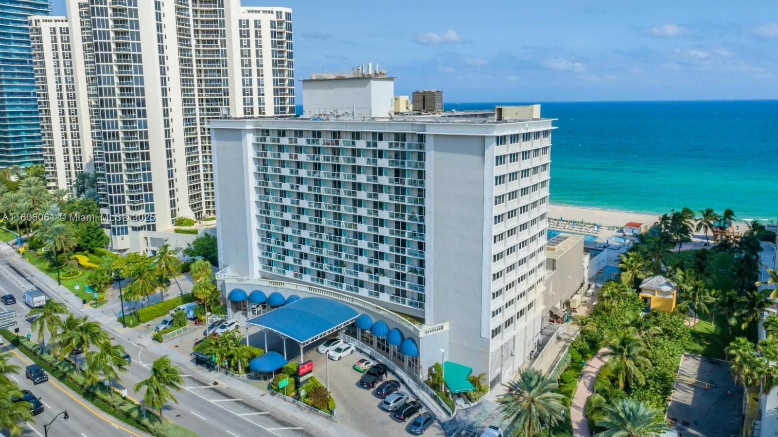 Aventura Beach Club #104