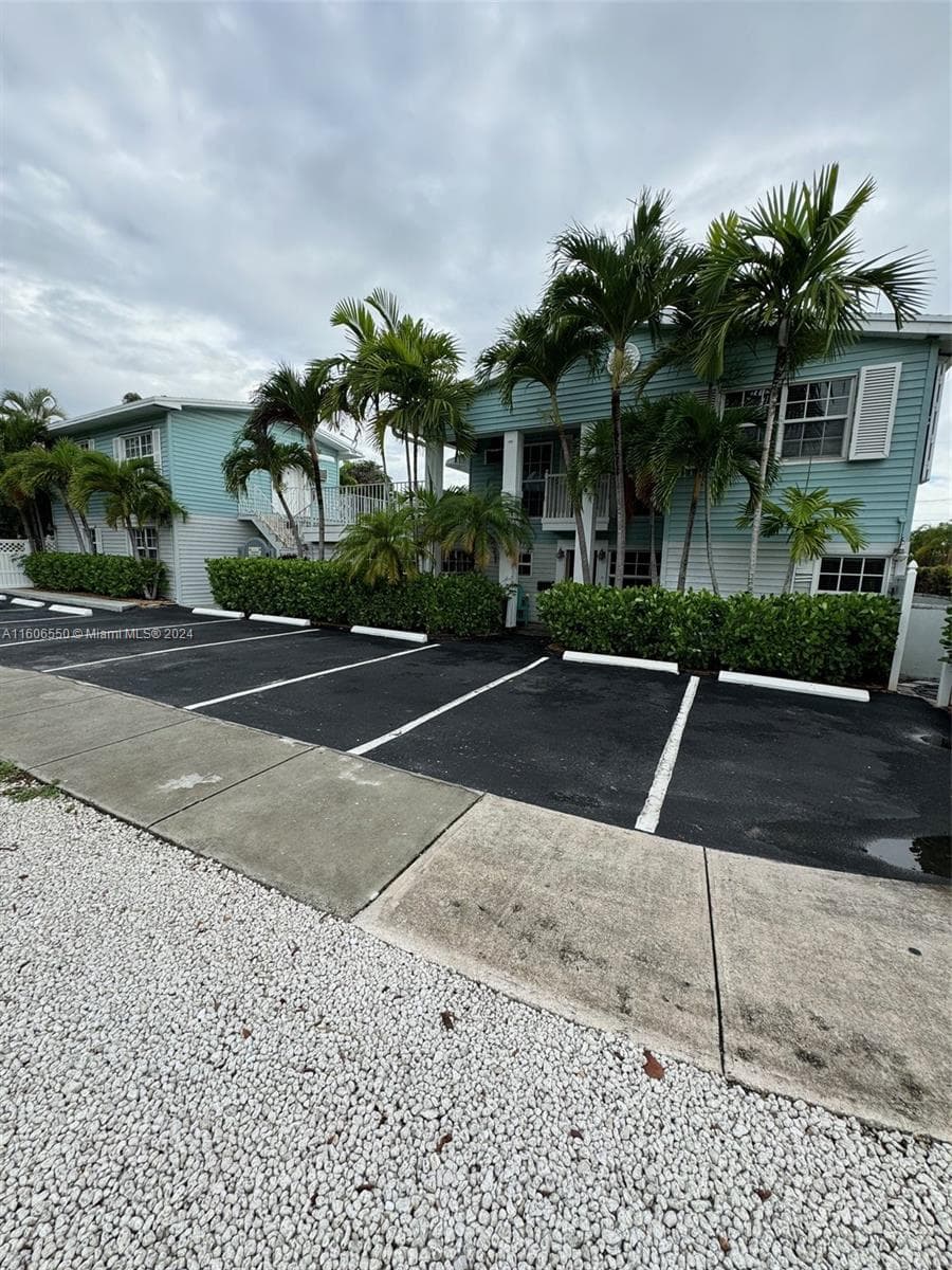 65 Ne 24TH St · #61 B in Wilton Manors - Photo 23