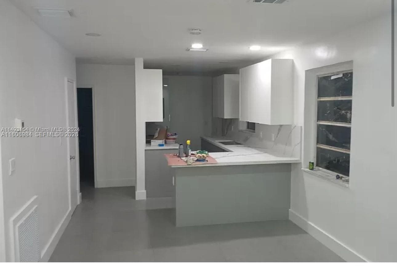 110 NW 120 Ter #0 photo 3