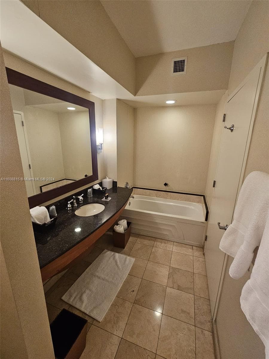 Trump International Beach Resort · #2112 in Sunny Isles Beach - Photo 10