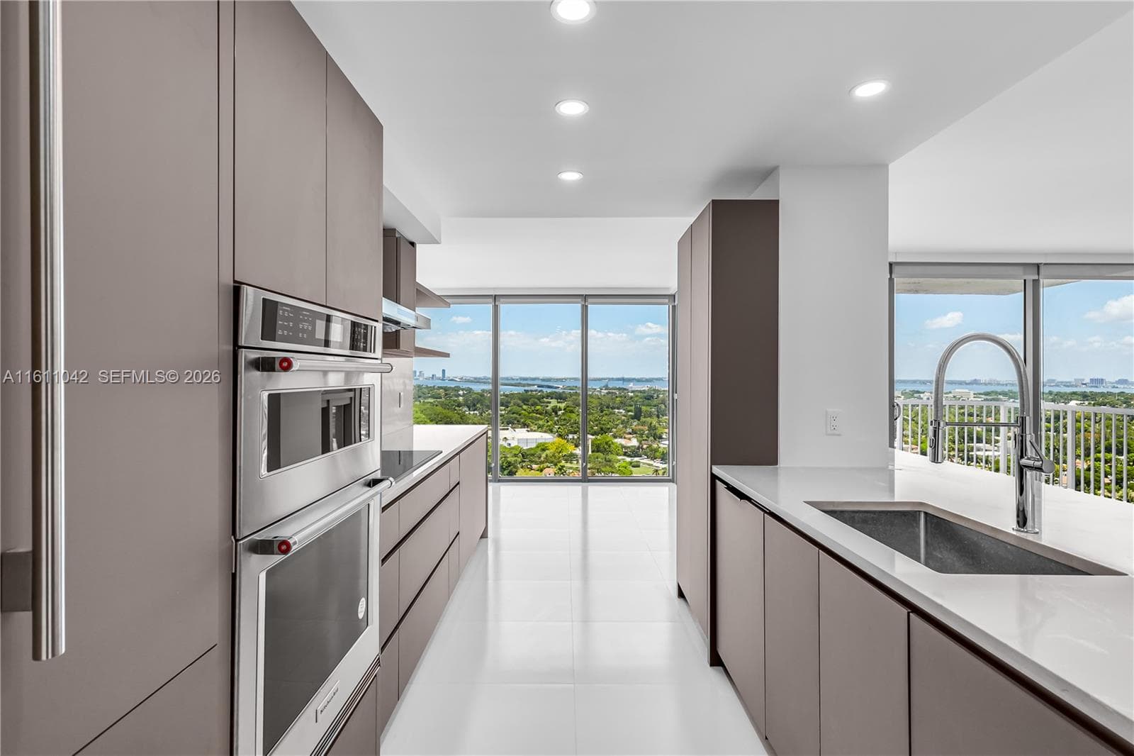 Mirasol Ocean Towers · #2302 in Miami Beach - Photo 13
