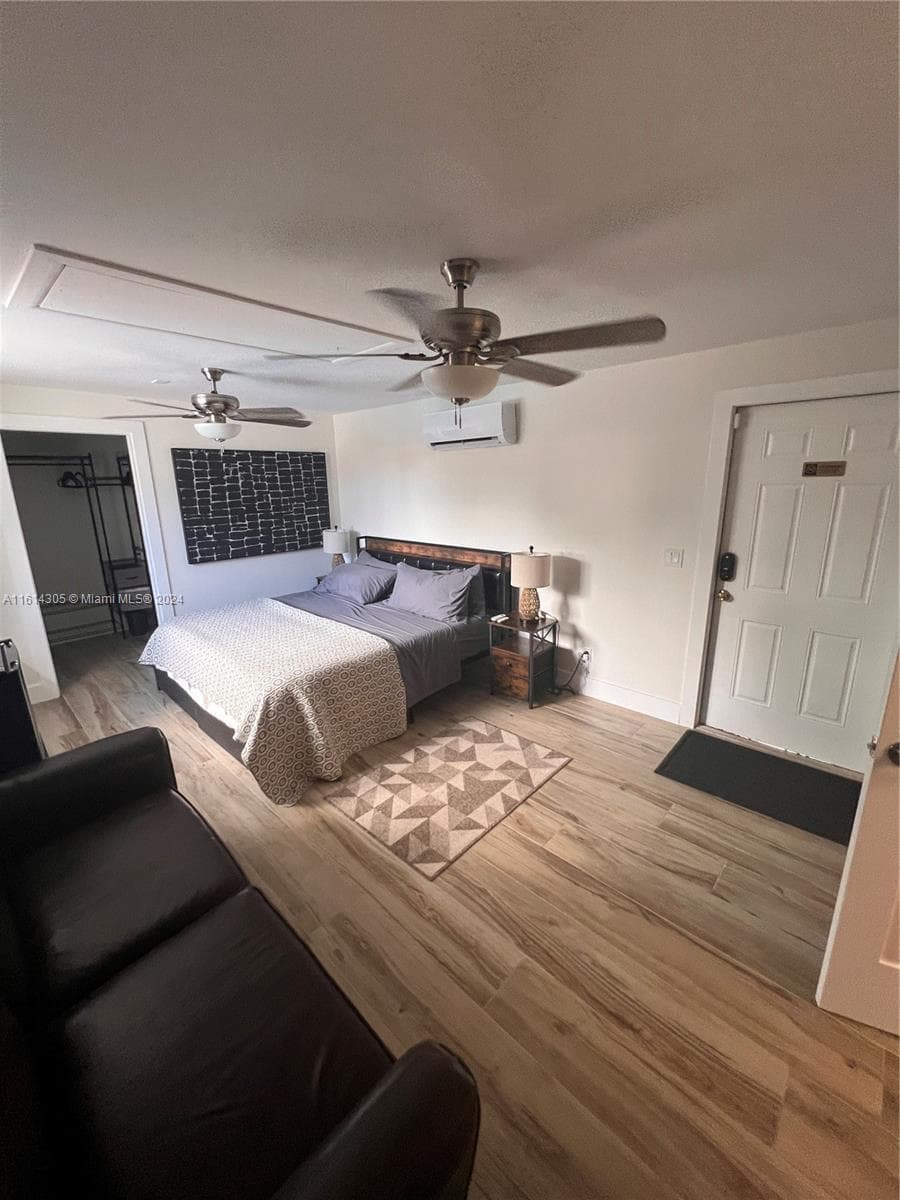 3rd BD/Studio/mother in law/airbnb