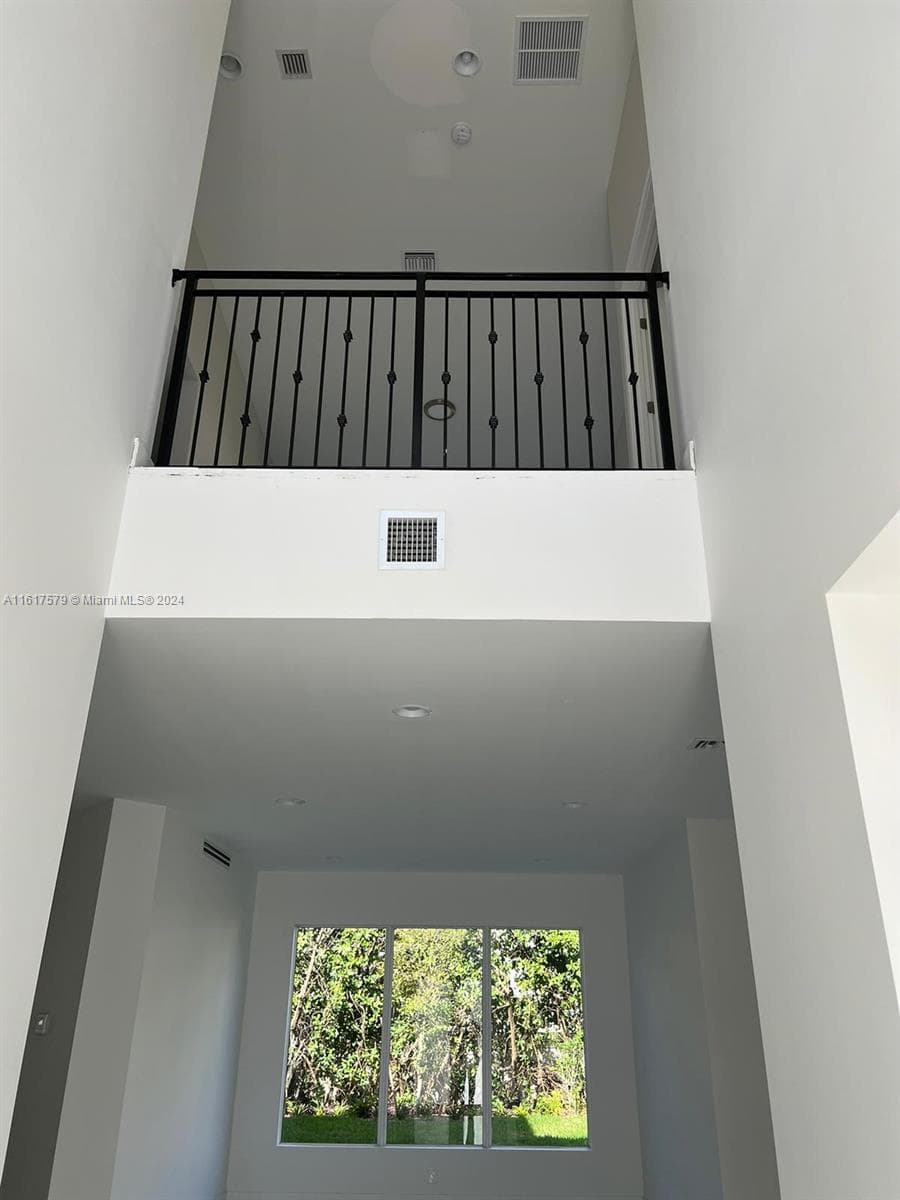 3537 Forest View Cir photo 52