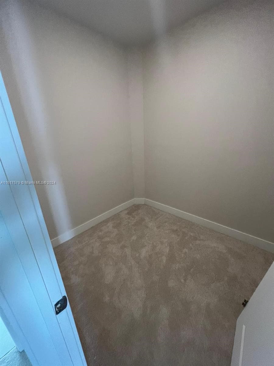 3537 Forest View Cir photo 46
