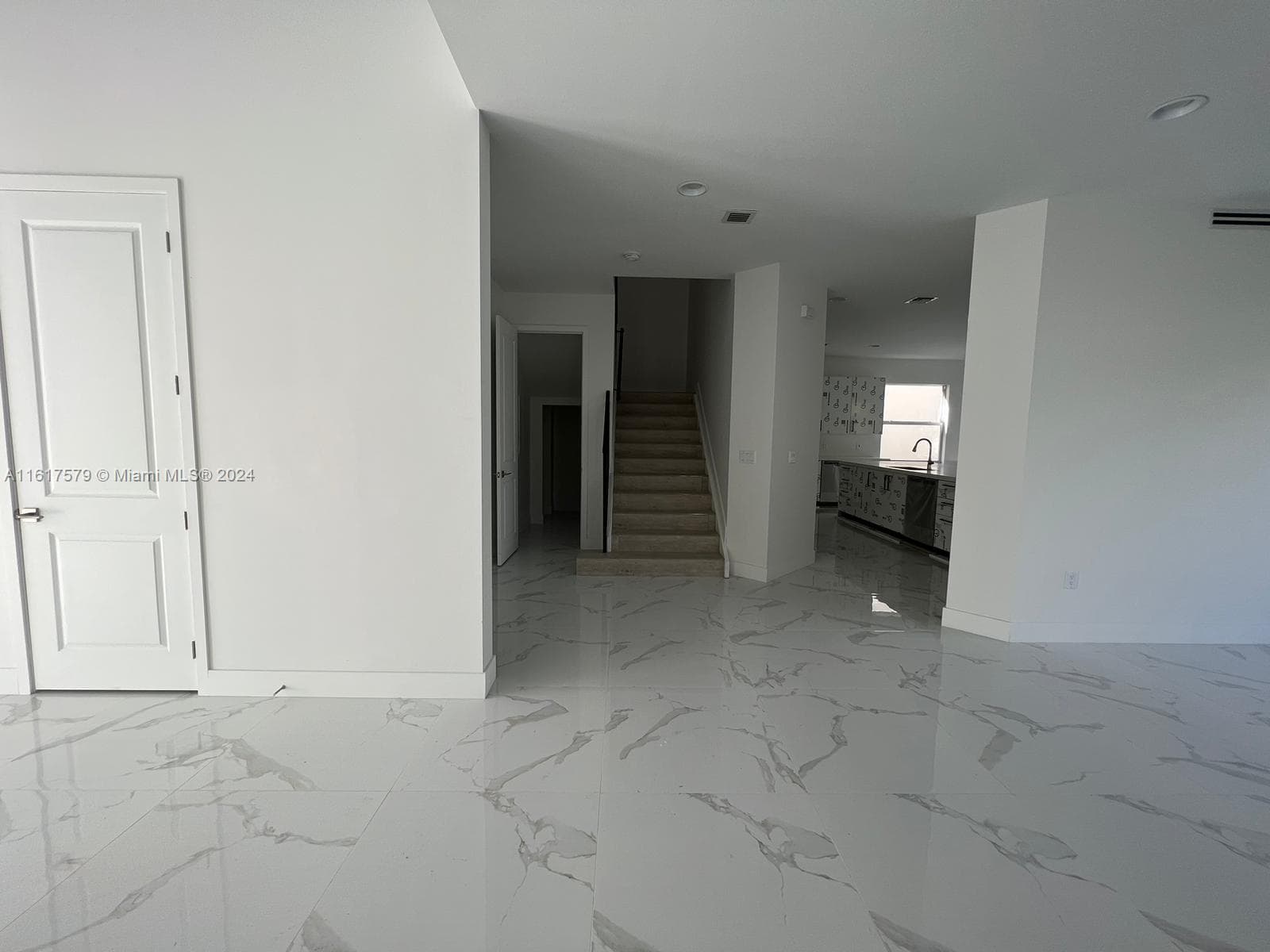 3537 Forest View Cir photo 67