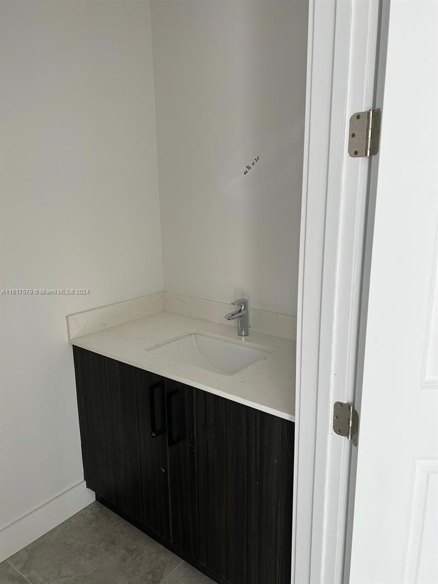 3537 Forest View Cir photo 59