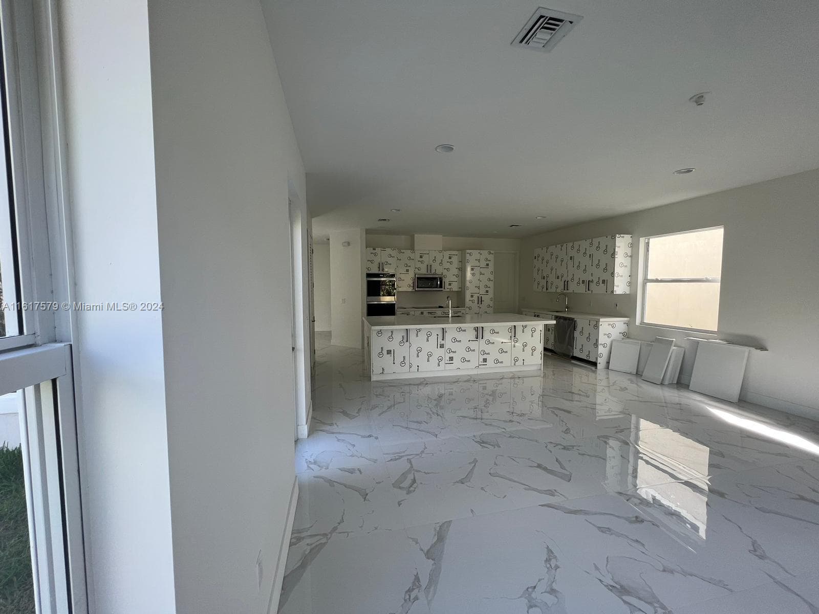 3537 Forest View Cir photo 83