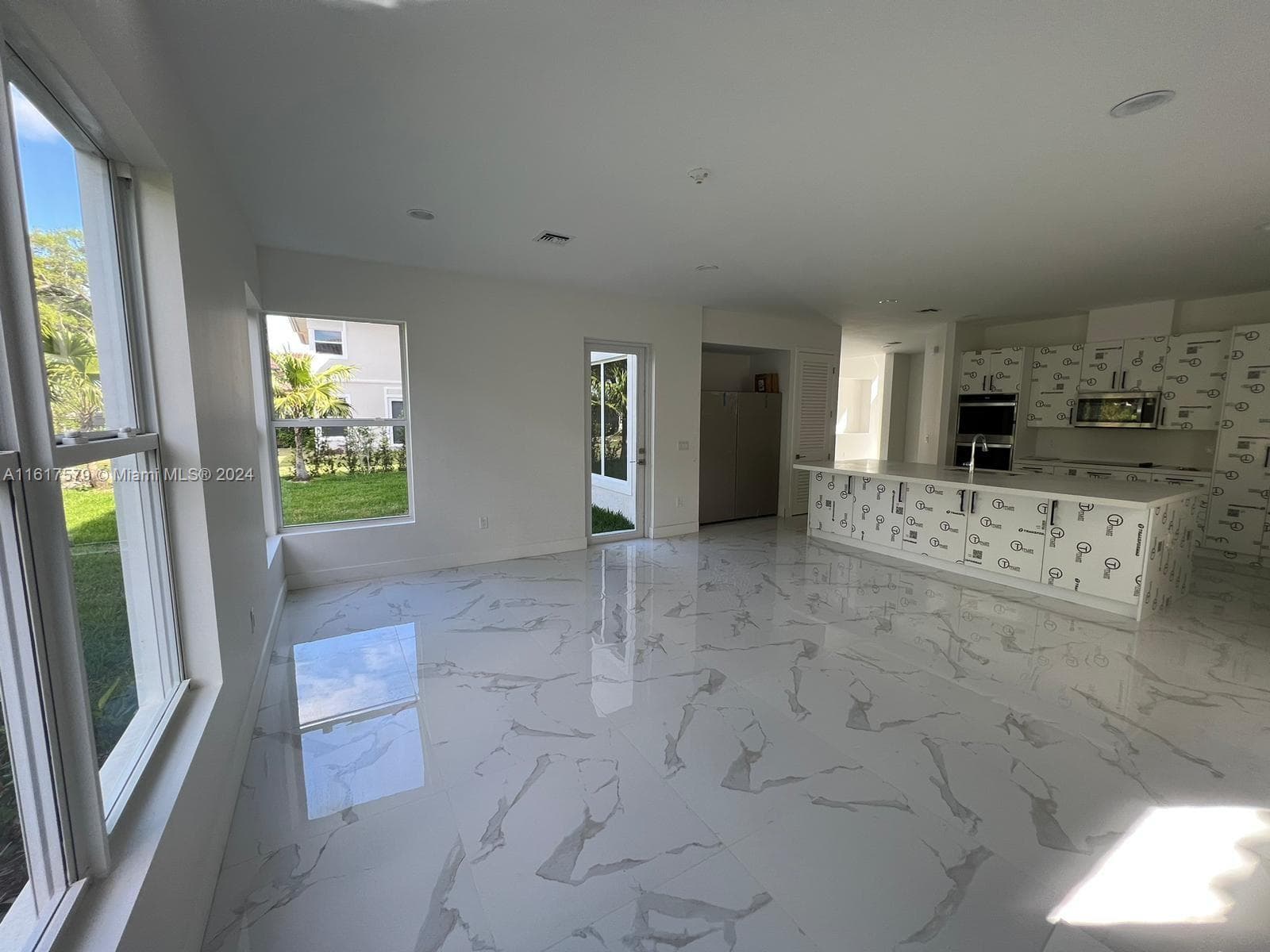 3537 Forest View Cir photo 78