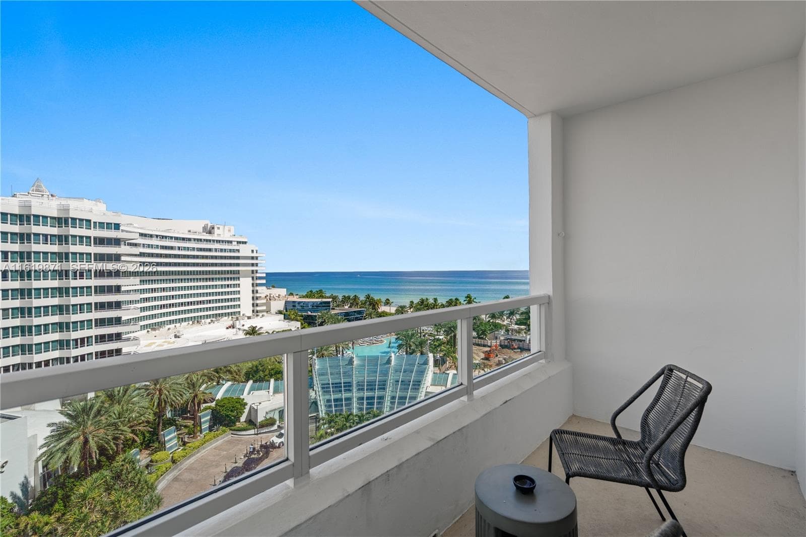 Fontainebleau Tresor · #1007 in Miami Beach - Photo 7