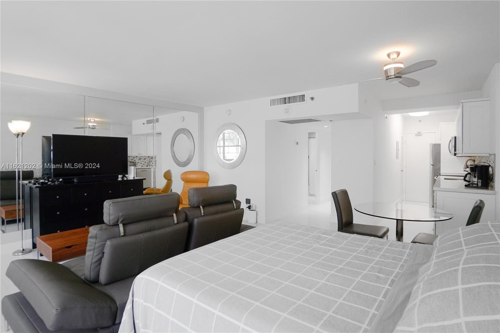 The Decoplage · #436 in Miami Beach - Photo 6