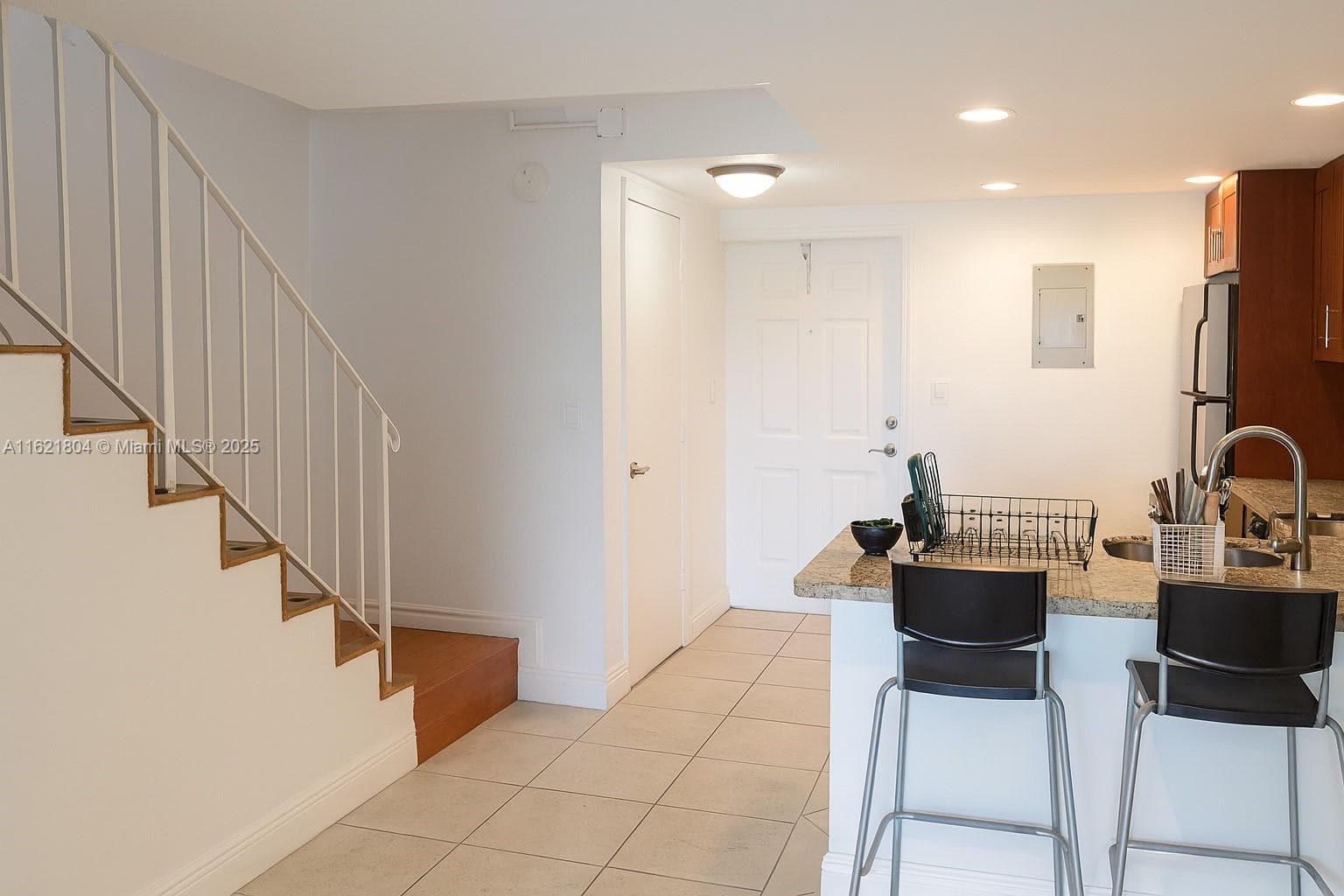 VILLAS OF PINECREST CONDO · #115 in Pinecrest - Photo 3