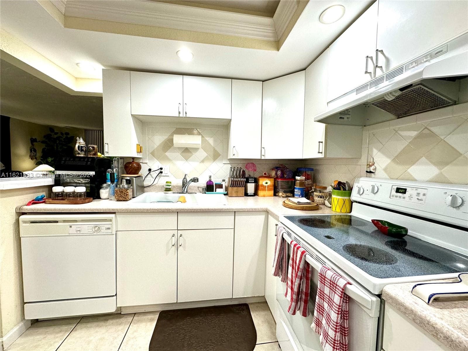 Somerset · #206 in Lauderdale Lakes - Photo 8