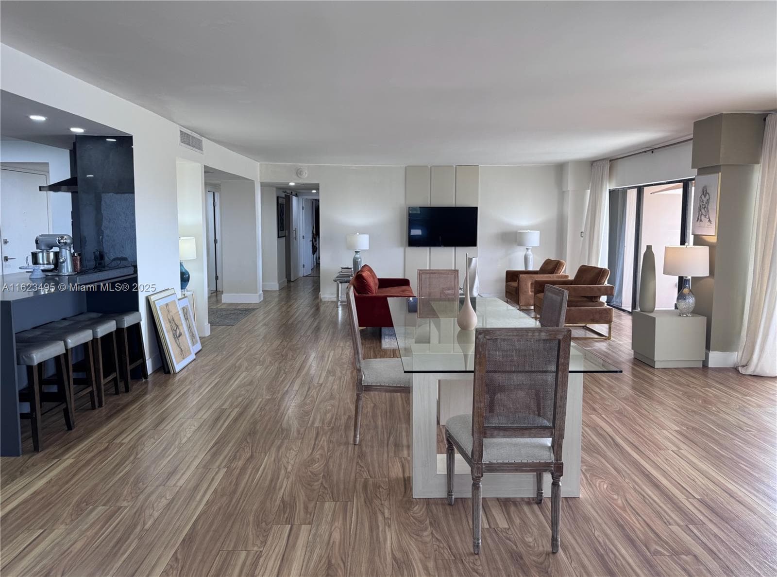 CRICKET CLUB CONDO · #2309 in Miami - Photo 6