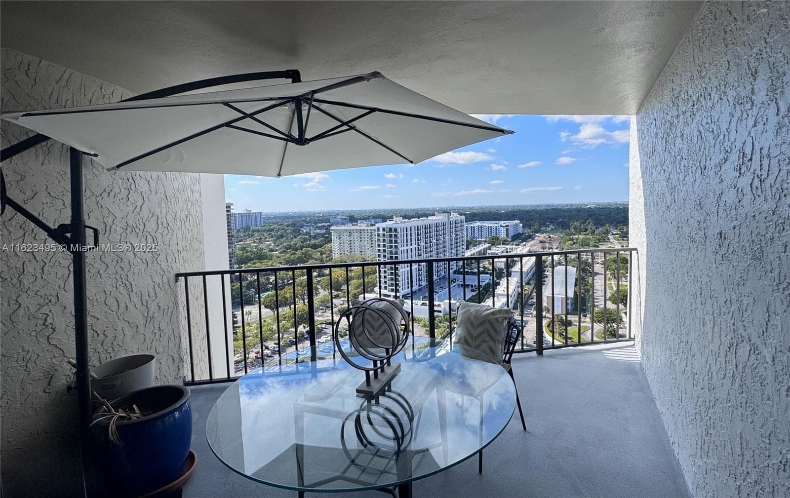 CRICKET CLUB CONDO · #2309 in Miami - Photo 20