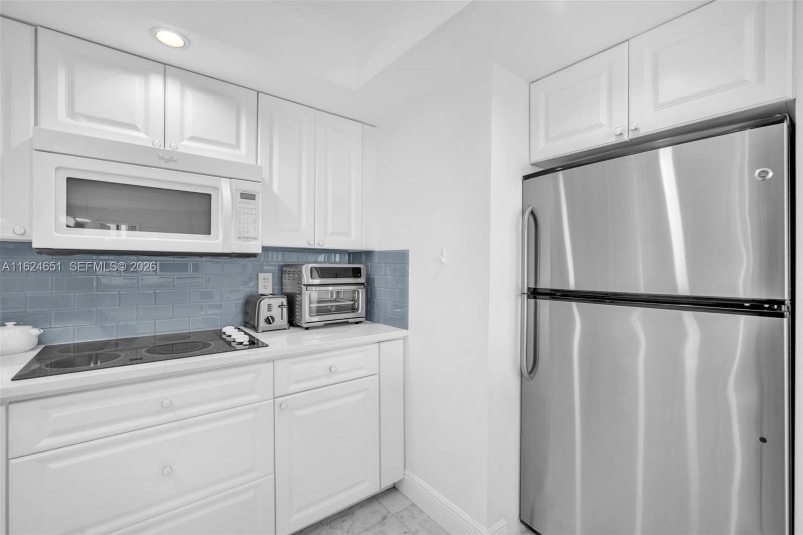 PHOENIX TOWERS CONDO · #B-15C in Riviera Beach - Photo 12