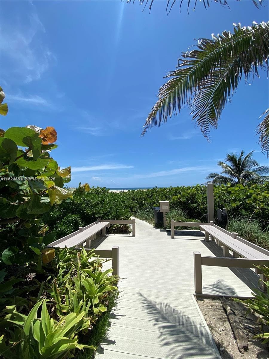PHOENIX TOWERS CONDO · #B-15C in Riviera Beach - Photo 11