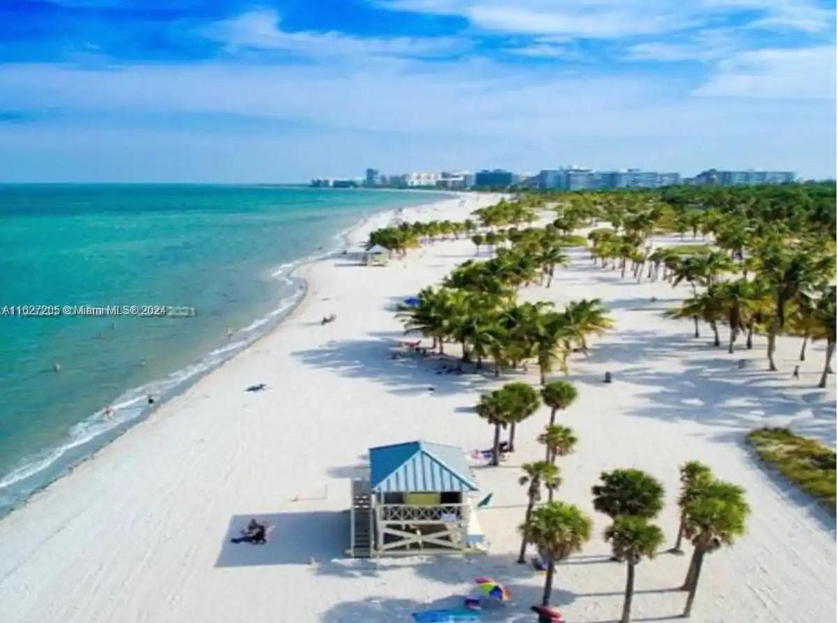 SUNRISE CLUB CONDO · #24 in Key Biscayne - Photo 33