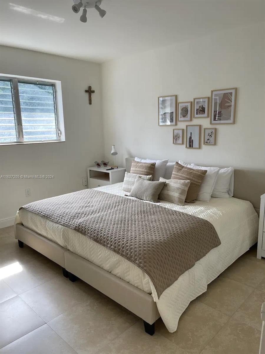 SUNRISE CLUB CONDO · #24 in Key Biscayne - Photo 15