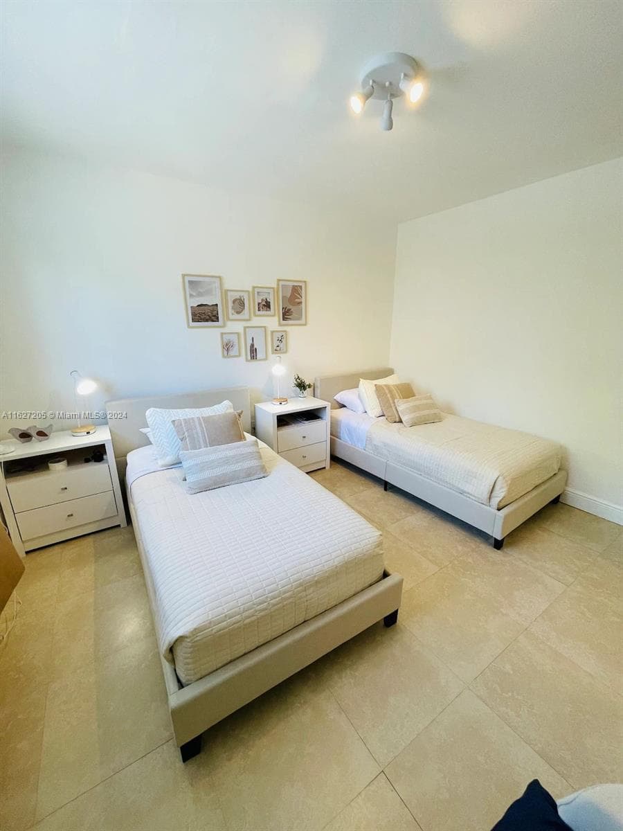 SUNRISE CLUB CONDO · #24 in Key Biscayne - Photo 19