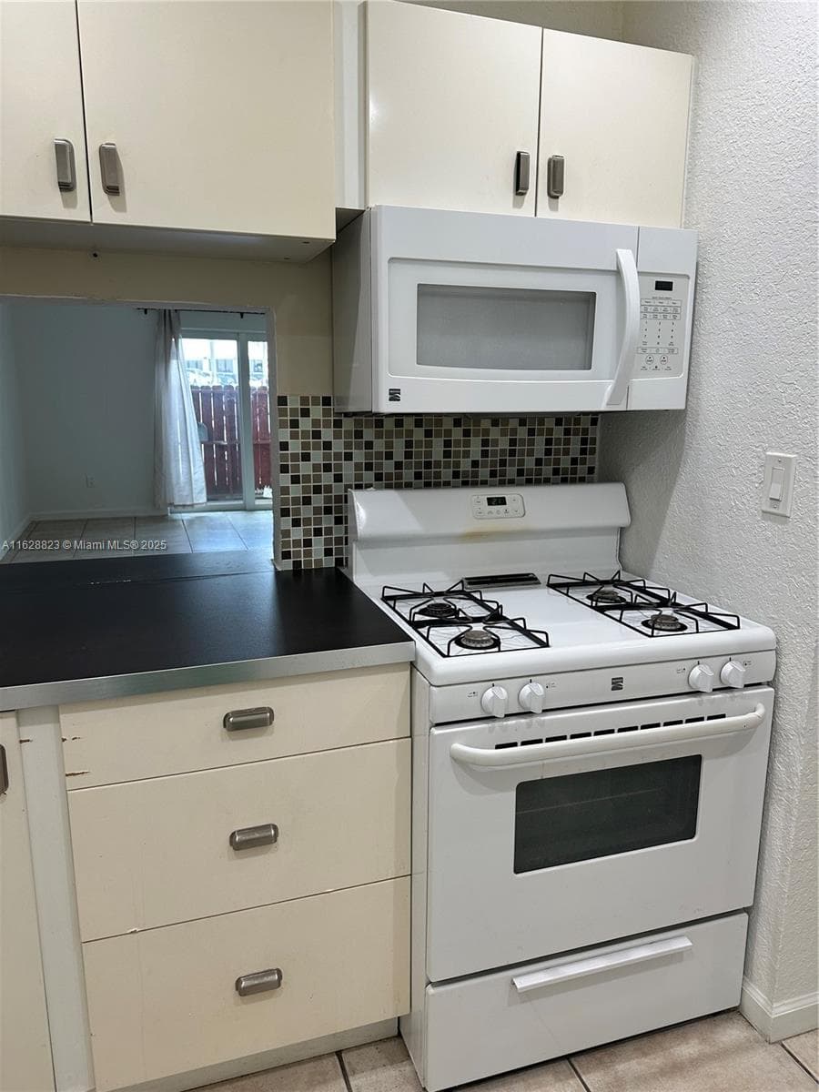 Villas of Pinecrest Condo · #908 in Pinecrest - Photo 20