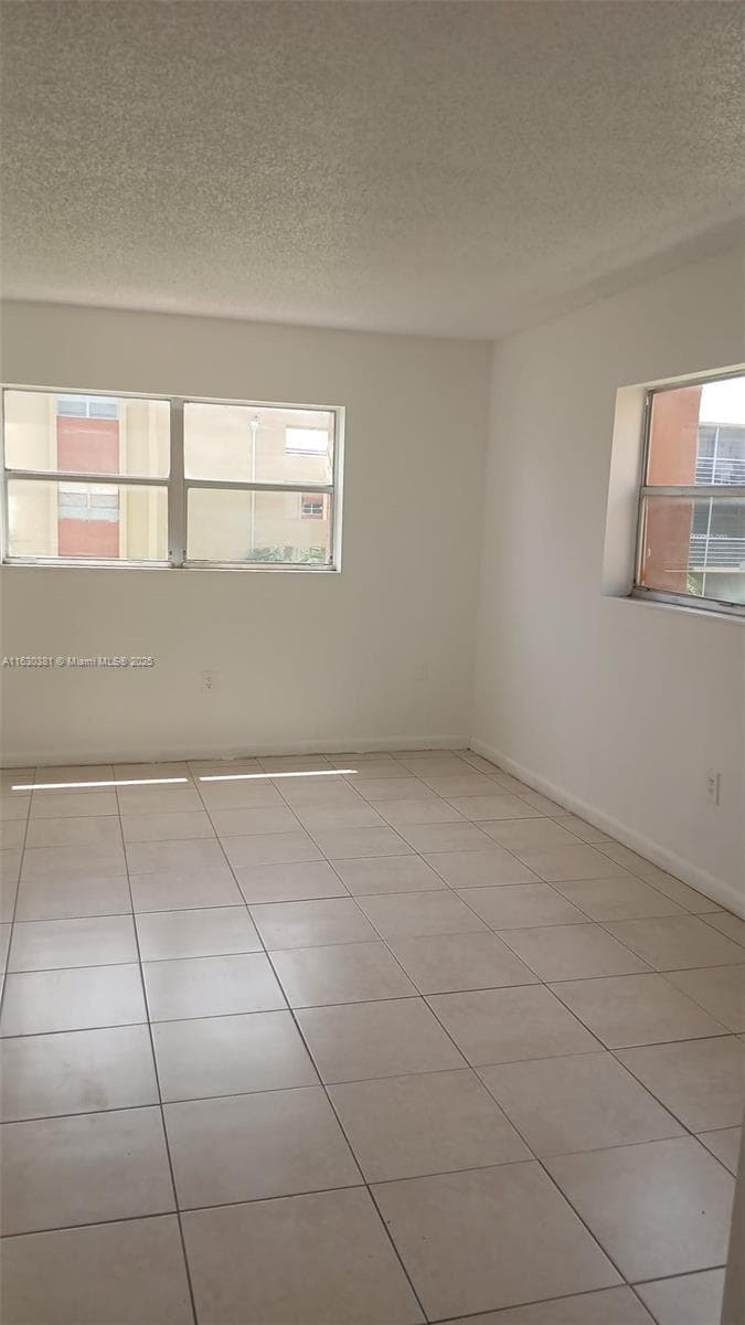 Royal point · #313 in Lauderdale Lakes - Photo 3