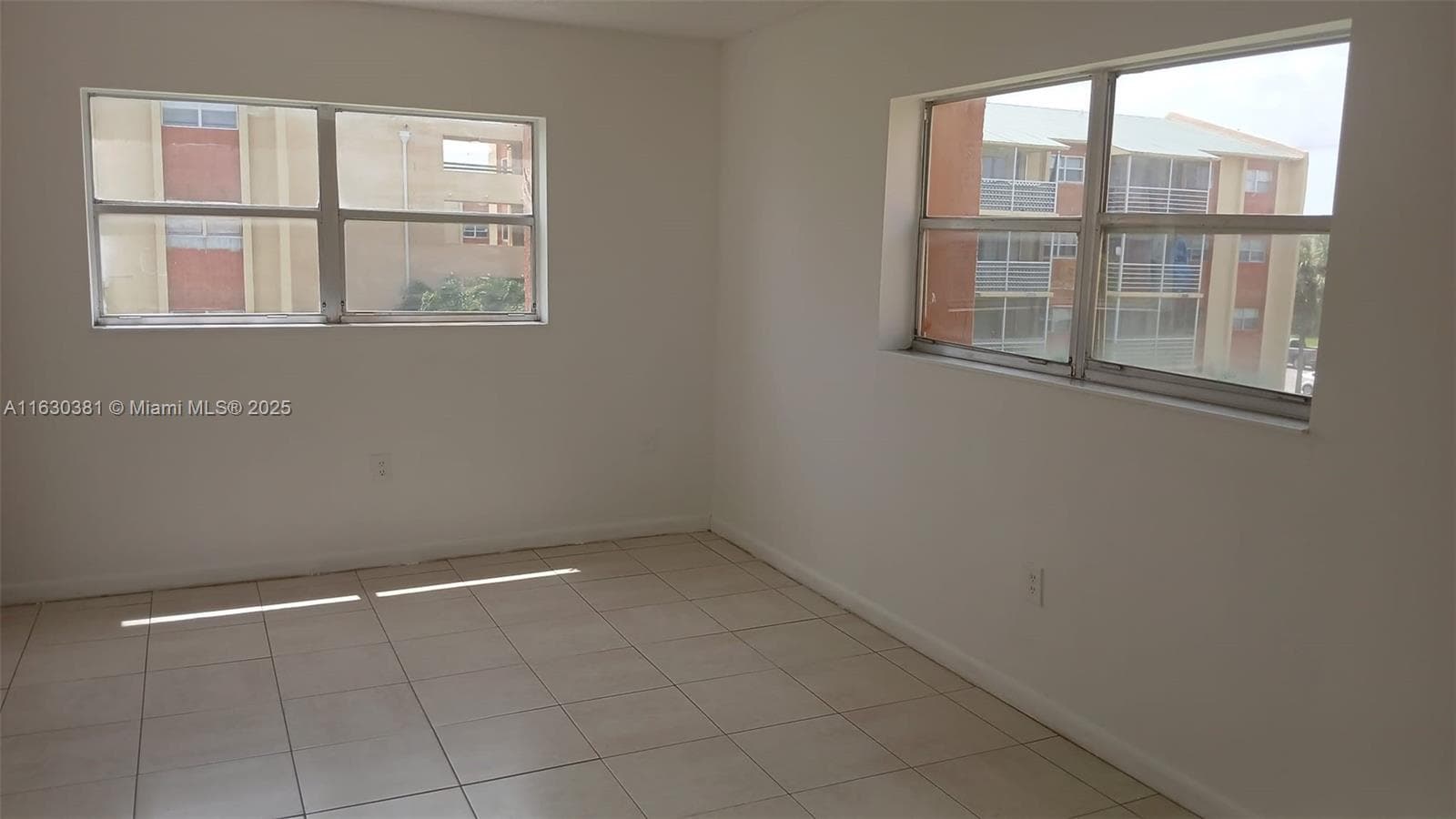 Royal point · #313 in Lauderdale Lakes - Photo 5