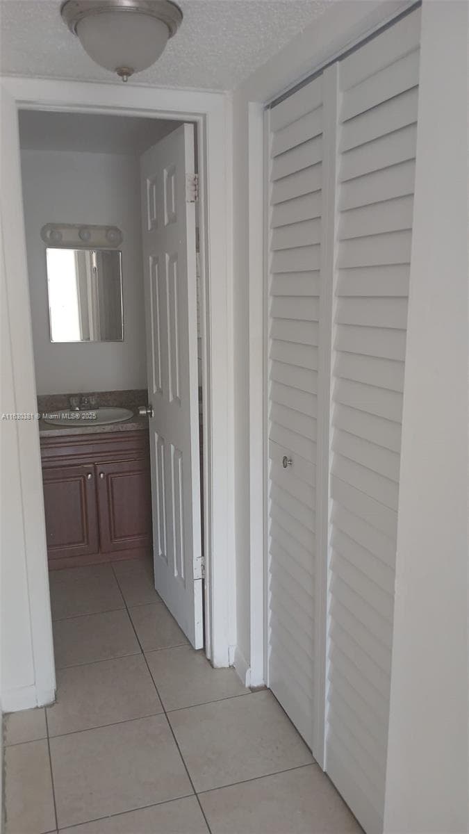 Royal point · #313 in Lauderdale Lakes - Photo 8