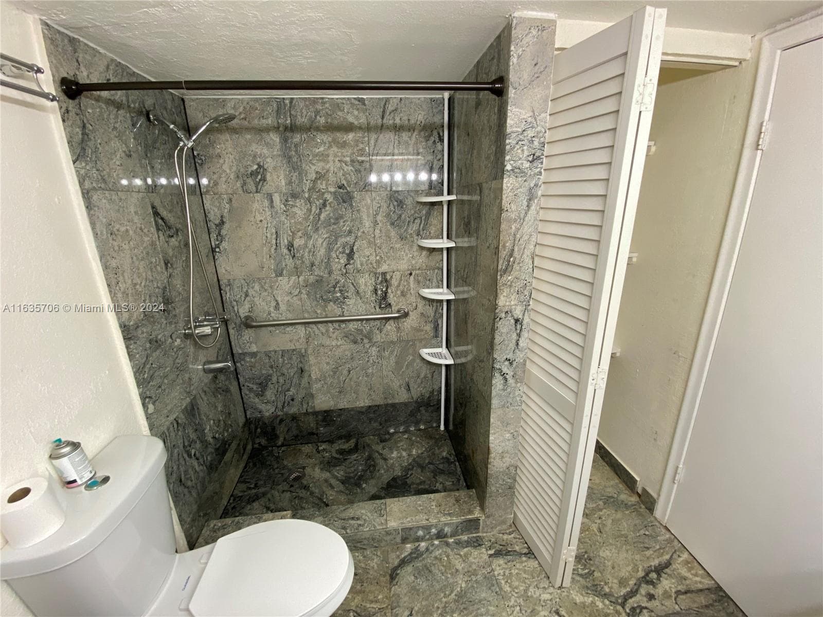 TOWERS OF WESTLAND · #123 in Hialeah - Photo 11