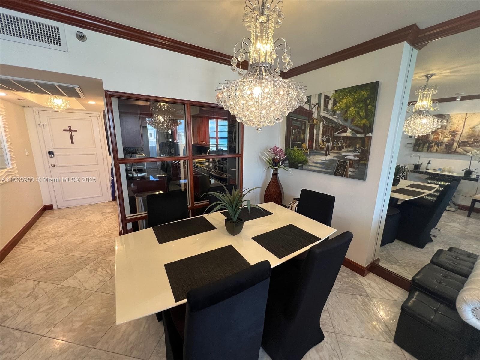 The Decoplage · #1633 in Miami Beach - Photo 11
