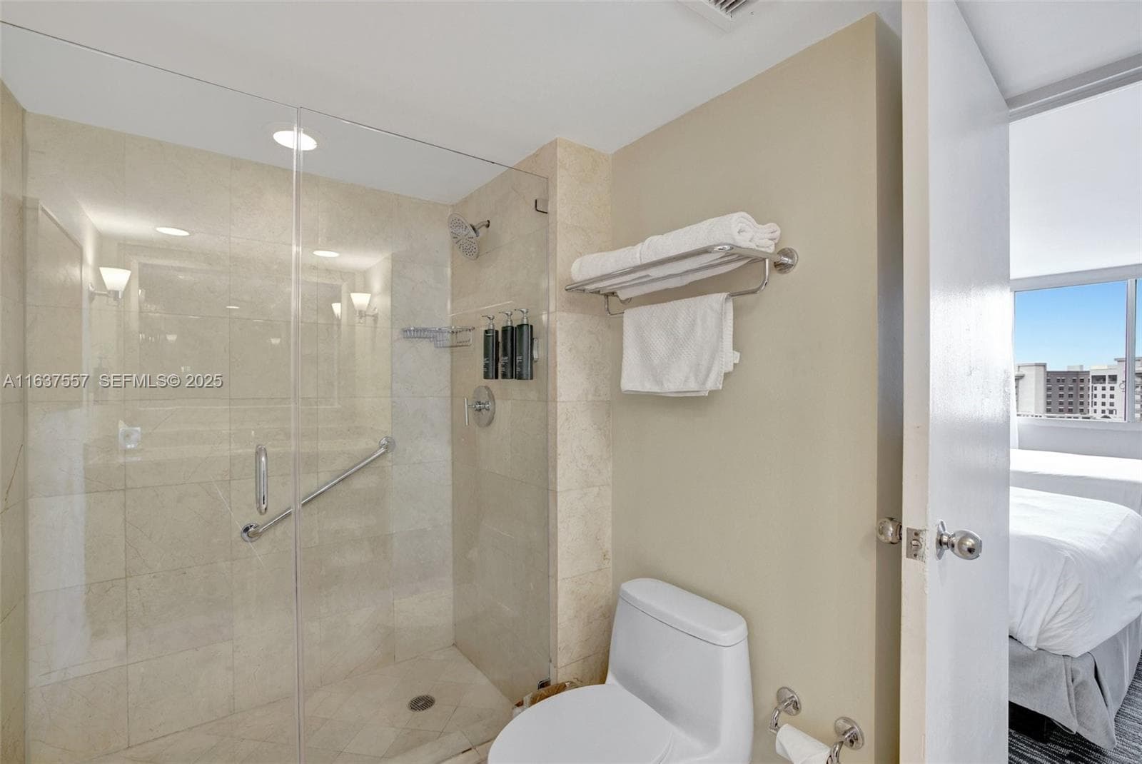 Gallery One · #1117 in Fort Lauderdale - Photo 32