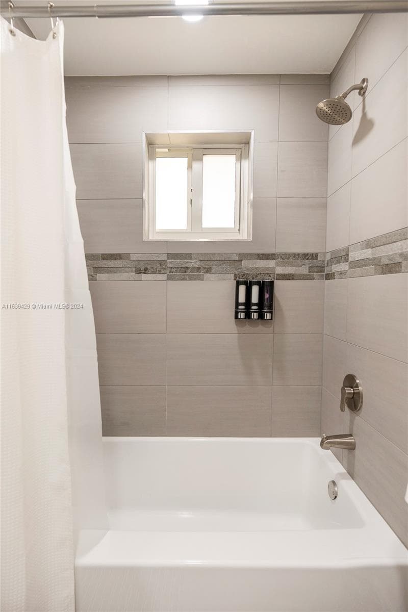 18606 SW 100th Ave #18606 photo 23