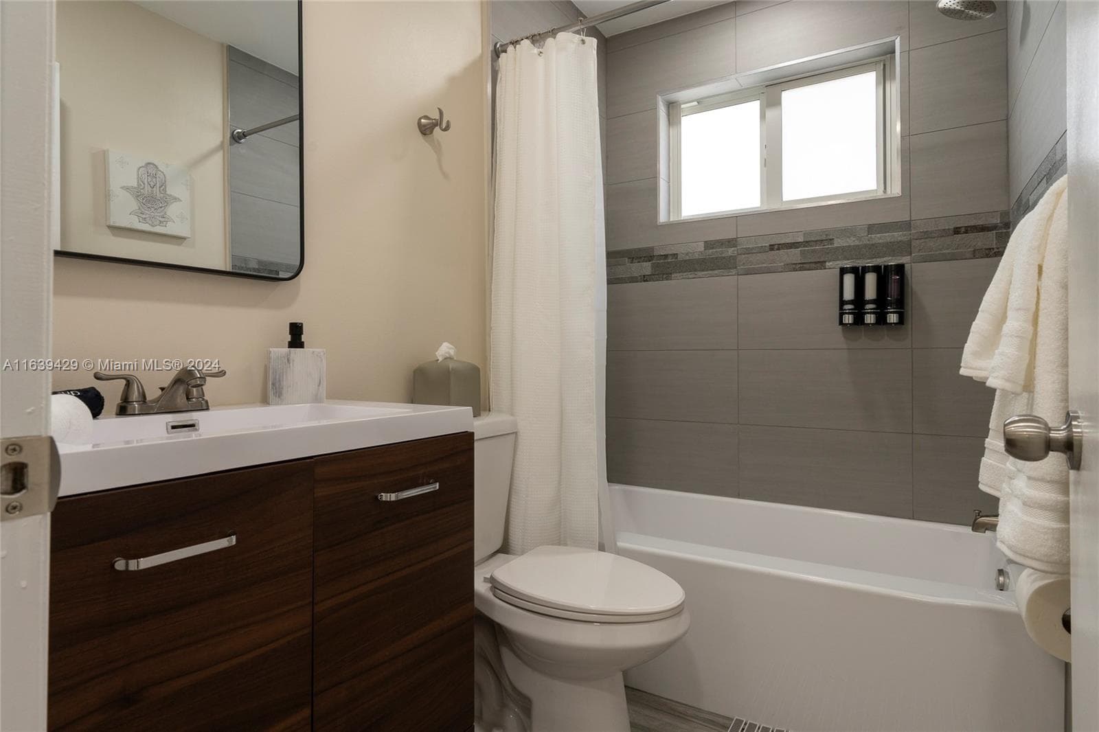 18606 SW 100th Ave #18606 photo 21