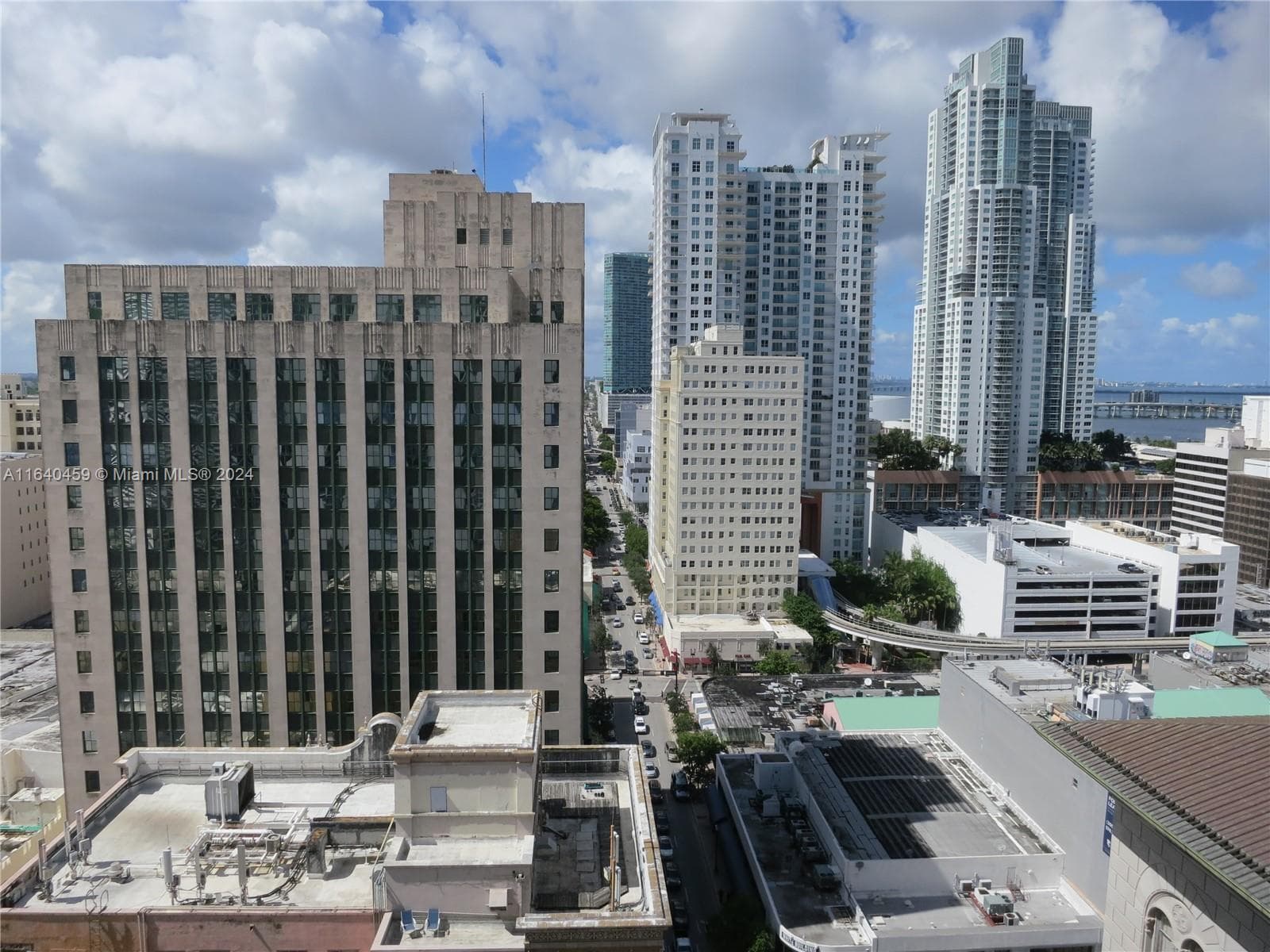 Centro · #1902 in Miami - Photo 12