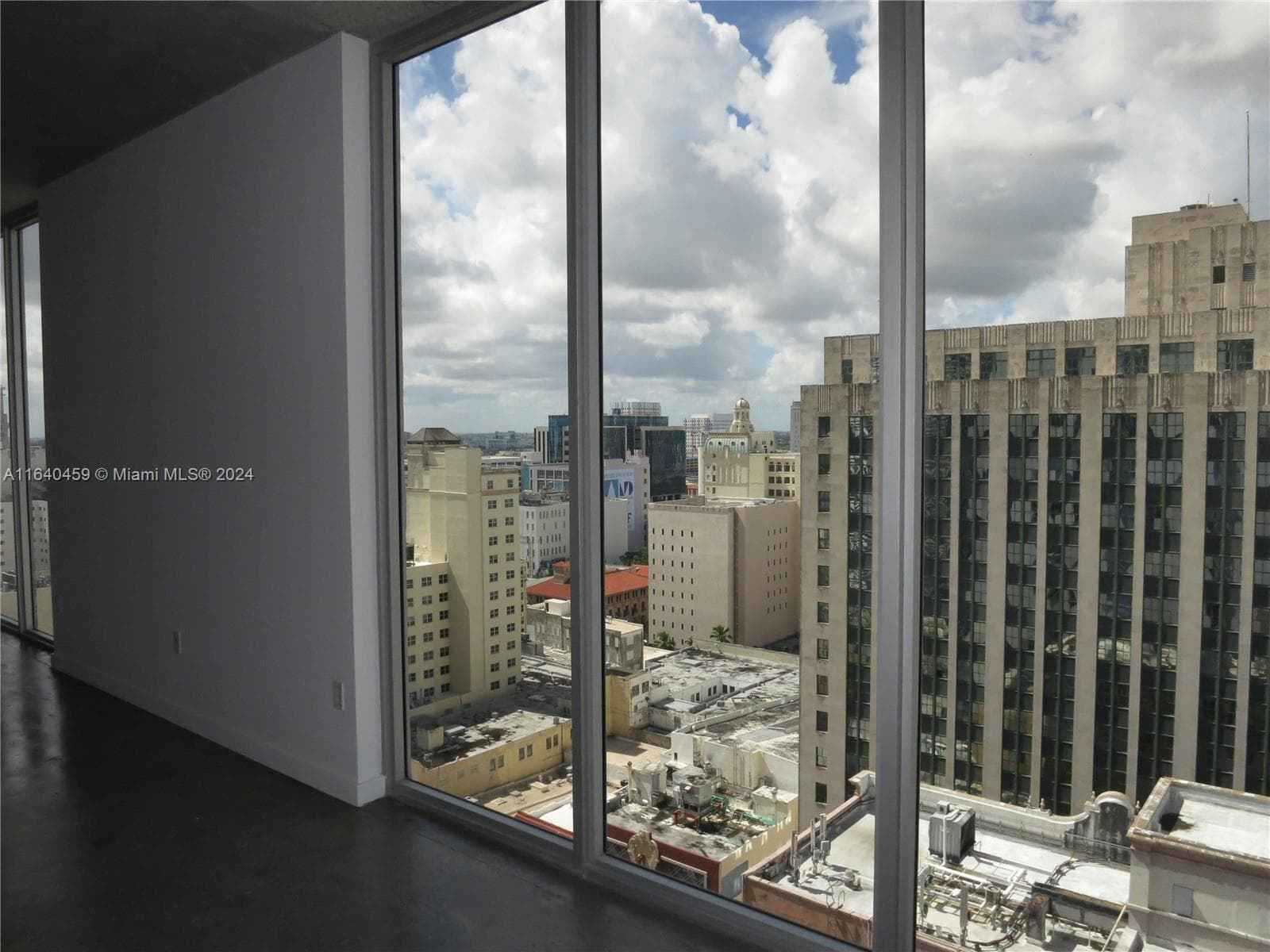 Centro · #1902 in Miami - Photo 5