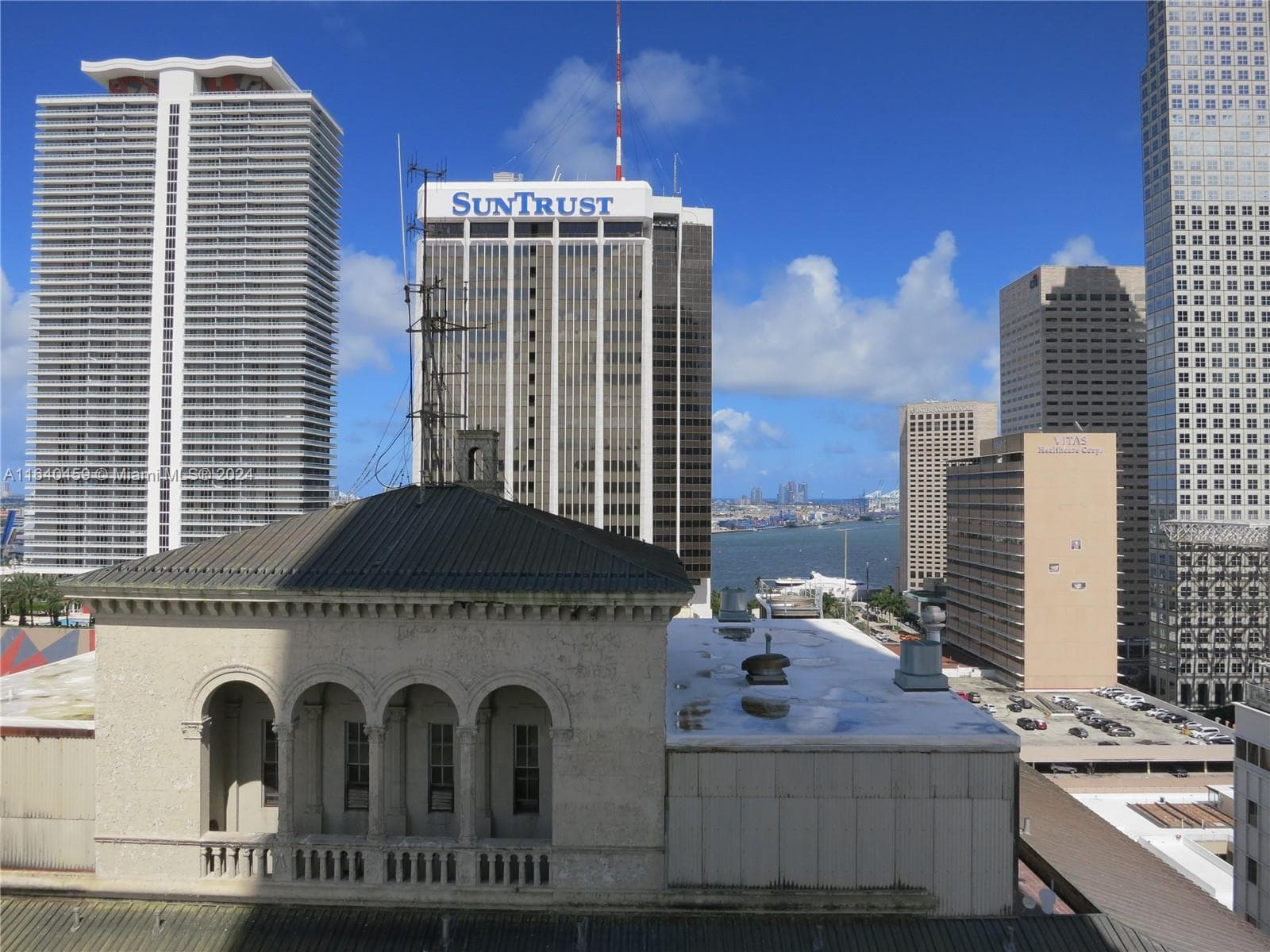 Centro · #1902 in Miami - Photo 14