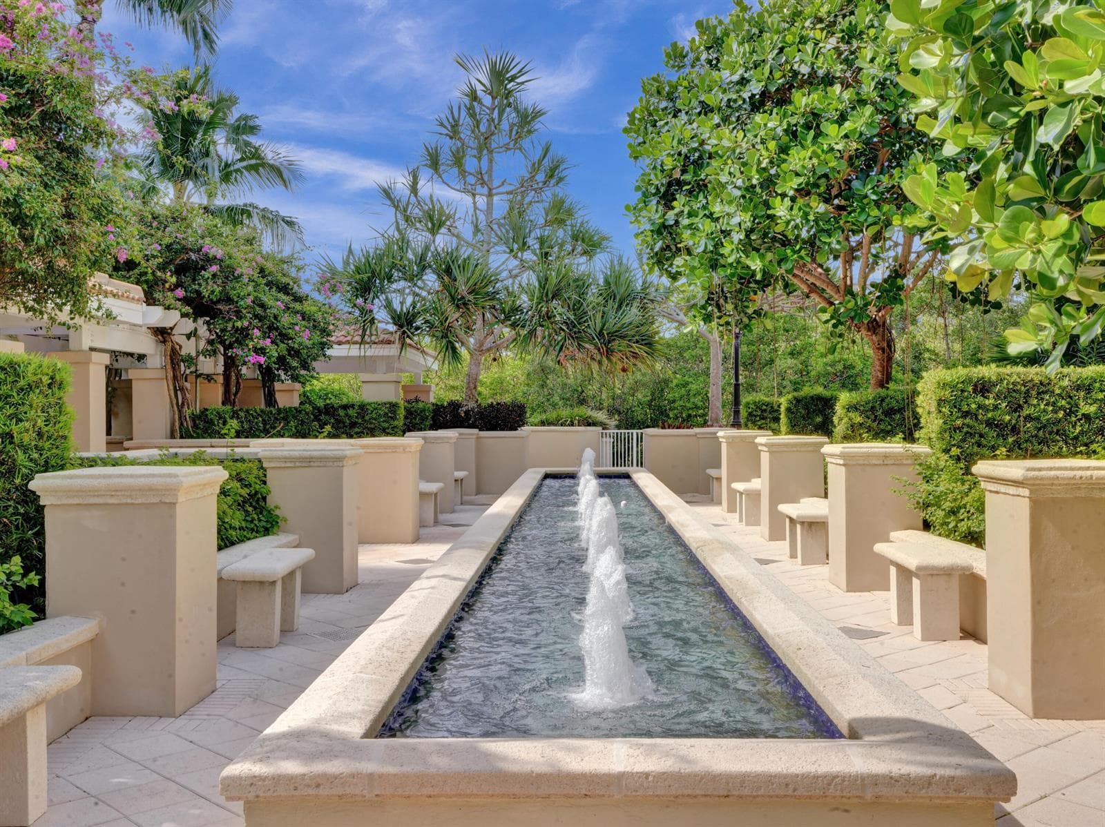 TOSCANA GROUNDS