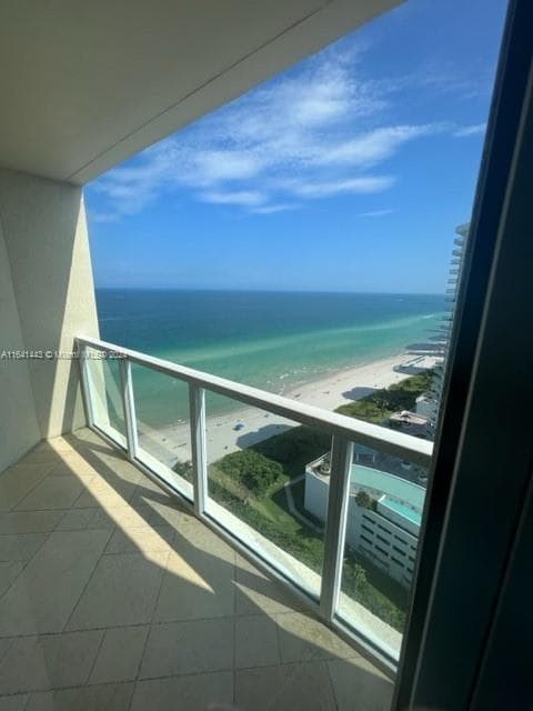 La Perla · #2409 in Sunny Isles Beach - Photo 5