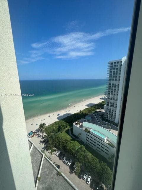 La Perla · #2409 in Sunny Isles Beach - Photo 4