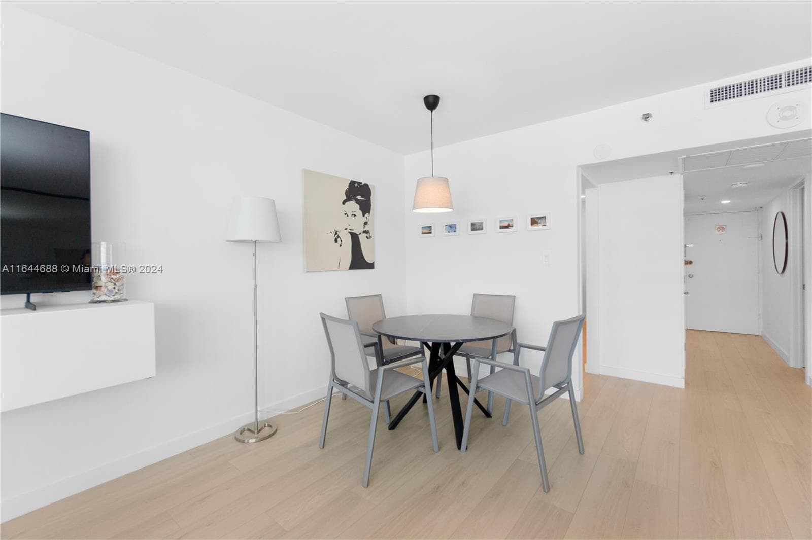 The Decoplage · #1104 in Miami Beach - Photo 5