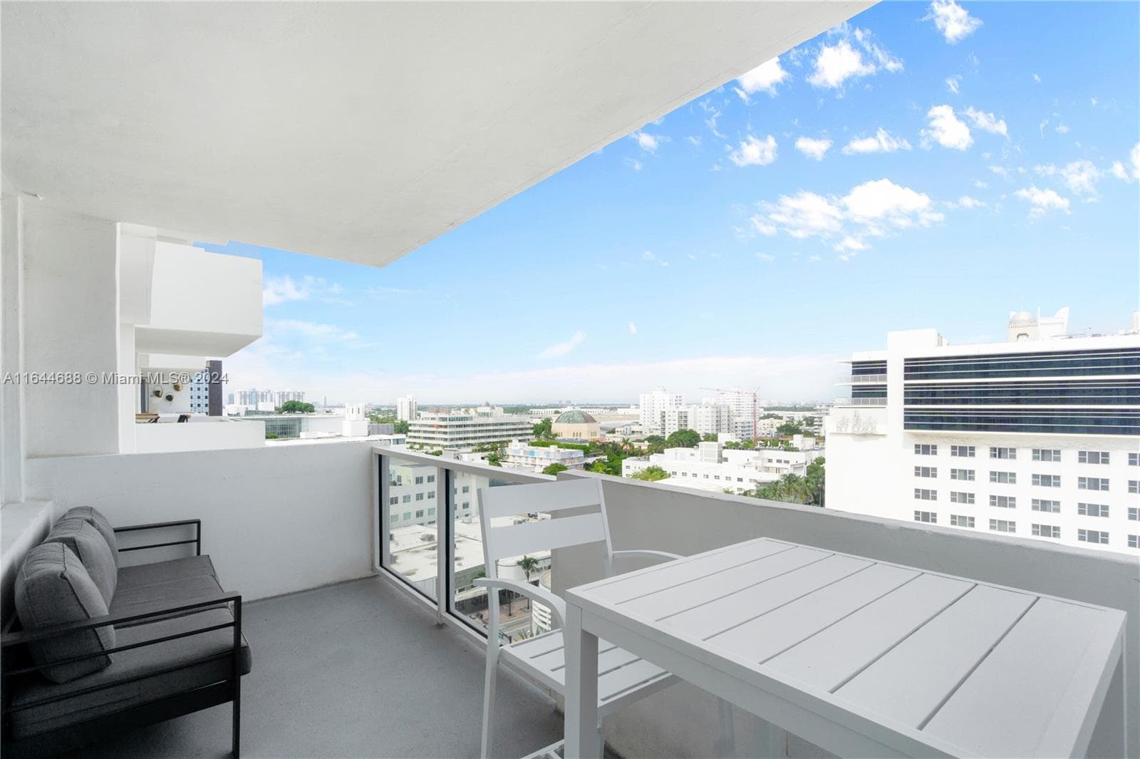 The Decoplage · #1104 in Miami Beach - Photo 15