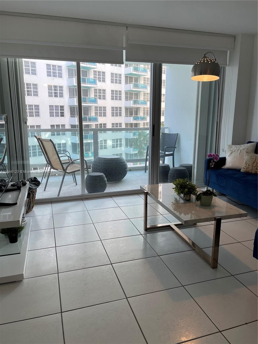 Seacoast 5151 · #629 in Miami Beach - Photo 19