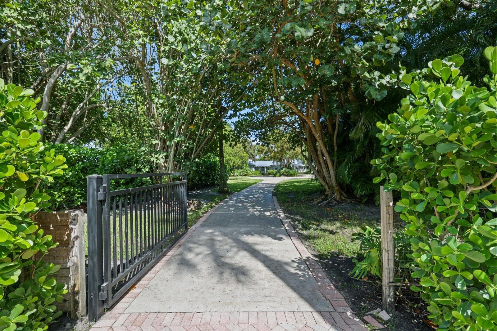 Private Driveway