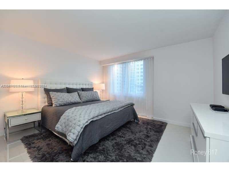 Roney Palace · #617 in Miami Beach - Photo 5