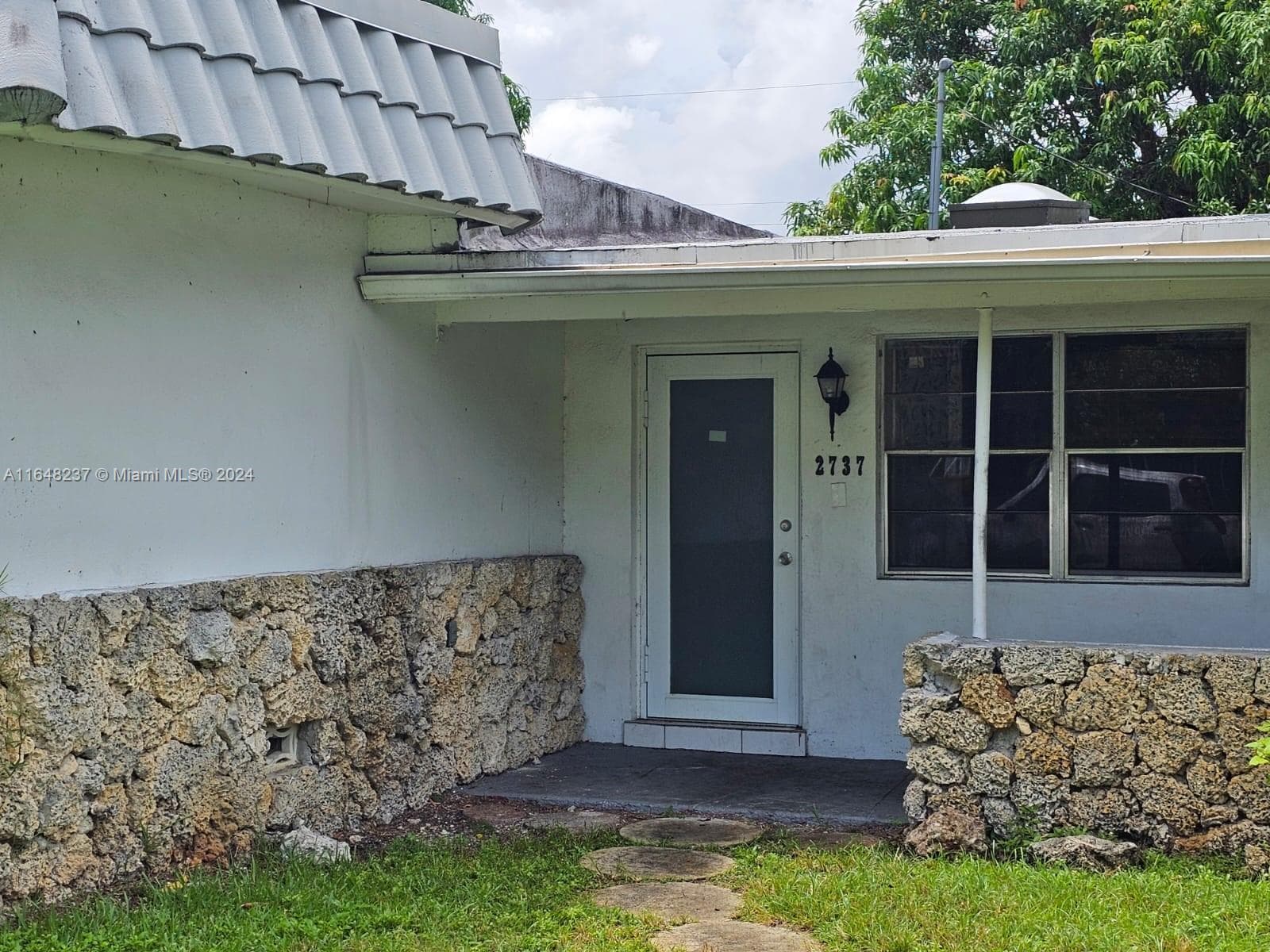 2737 NW 24th Ave photo 28
