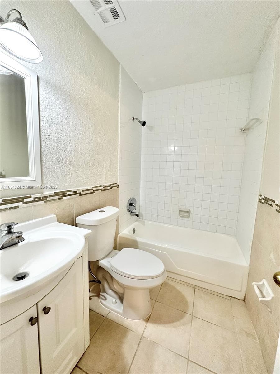 VILLAS OF PINECREST CONDO · #1032 in Pinecrest - Photo 9