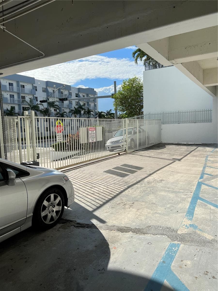 Grove View · #703 in Miami - Photo 17