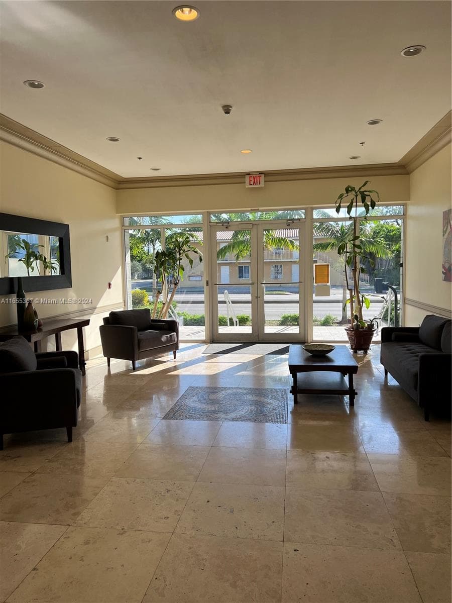 Grove View · #703 in Miami - Photo 14