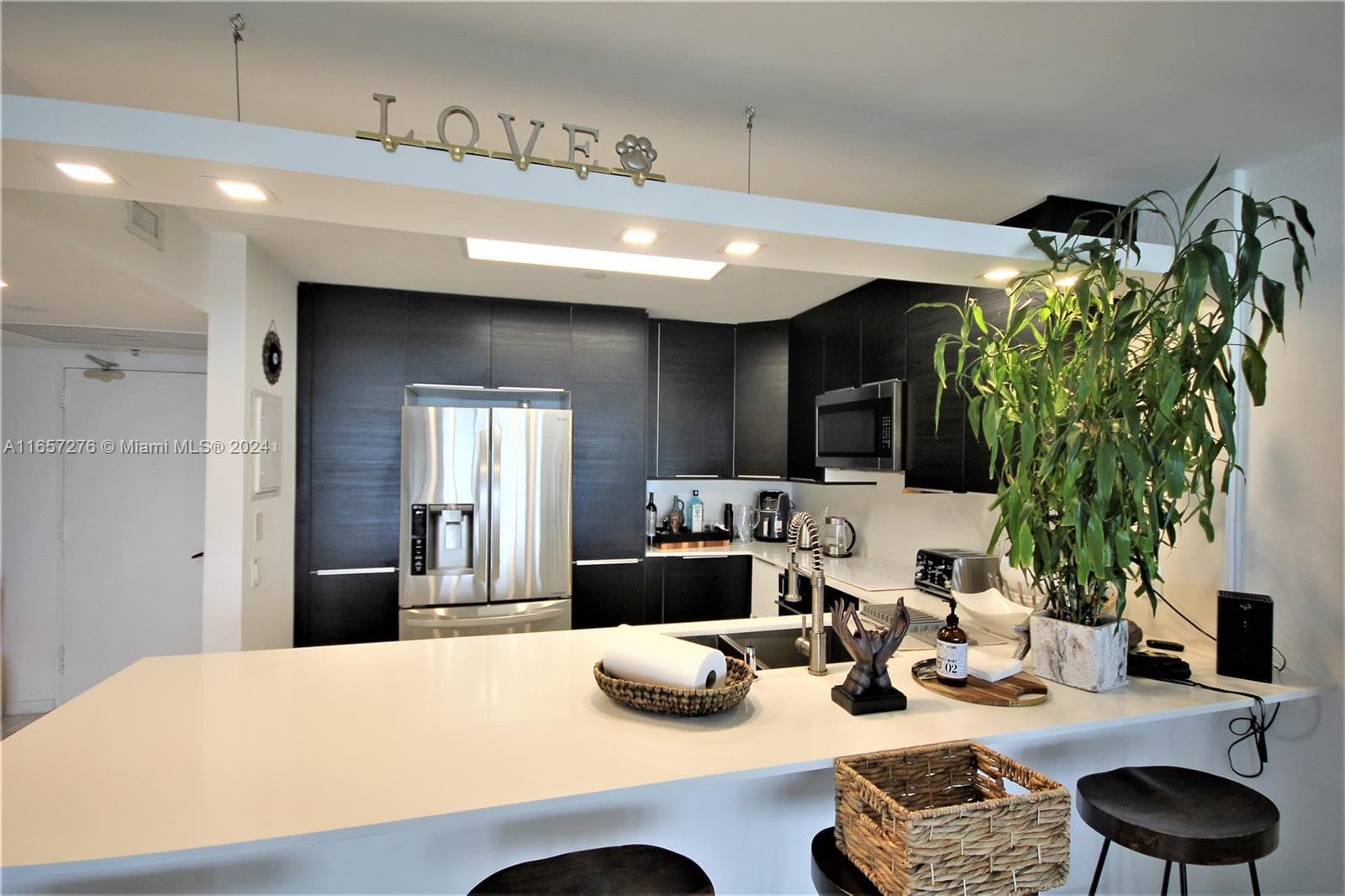 Seacoast 5151 · #933 in Miami Beach - Photo 5
