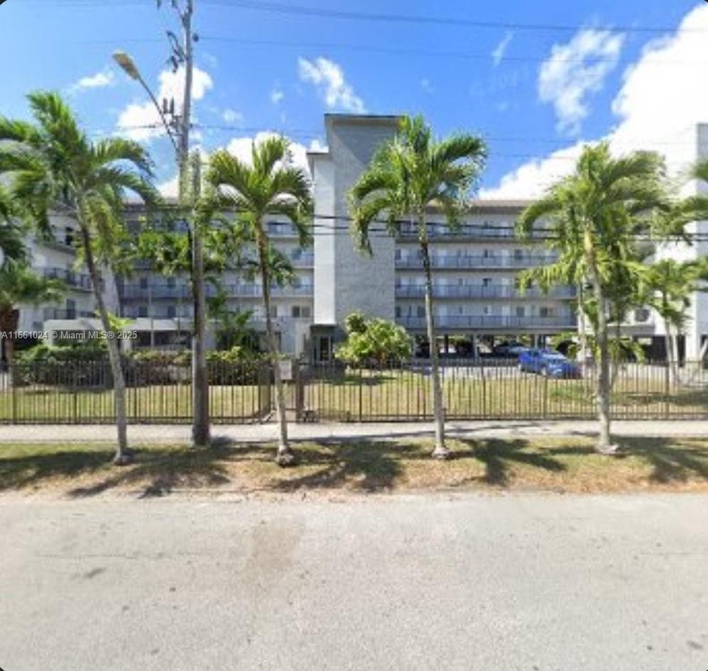Marbella Apts Condo · #207A in Miami - Photo 5