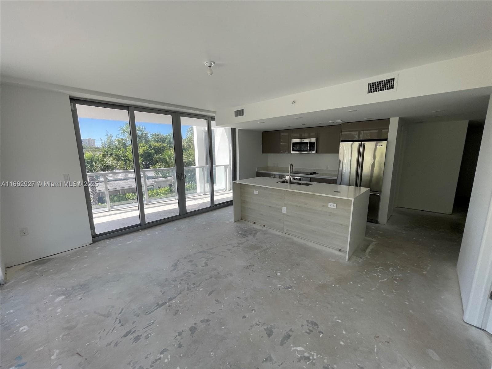 HIGHLANDS · #210 in North Miami Beach - Photo 2